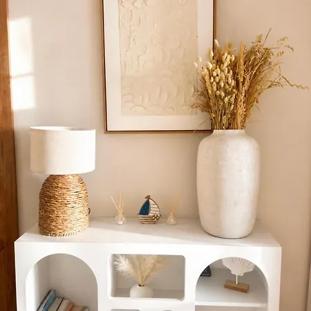 Waves Beachfront Apartman